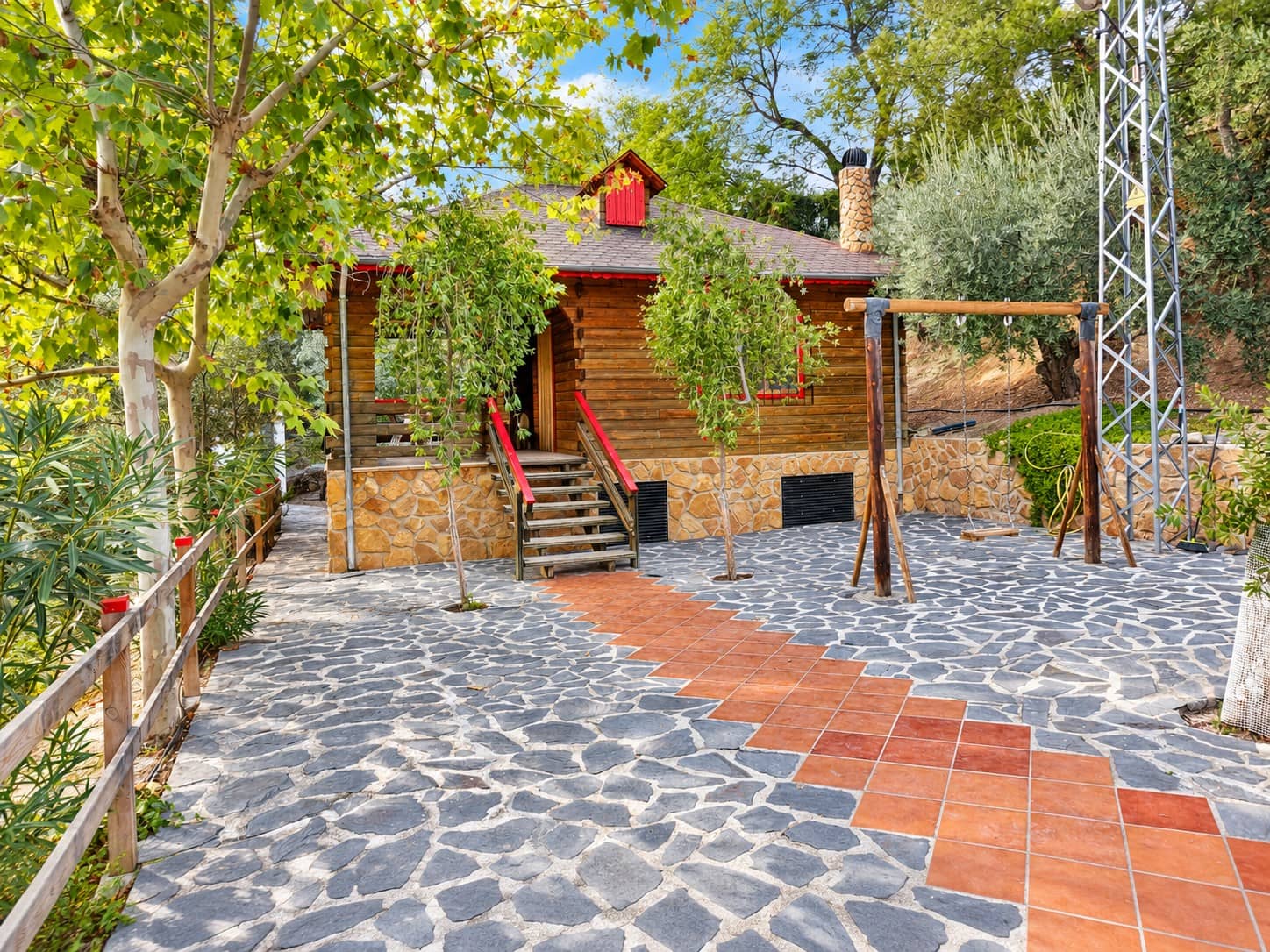 Casa de madera en Bedmar Cuadros